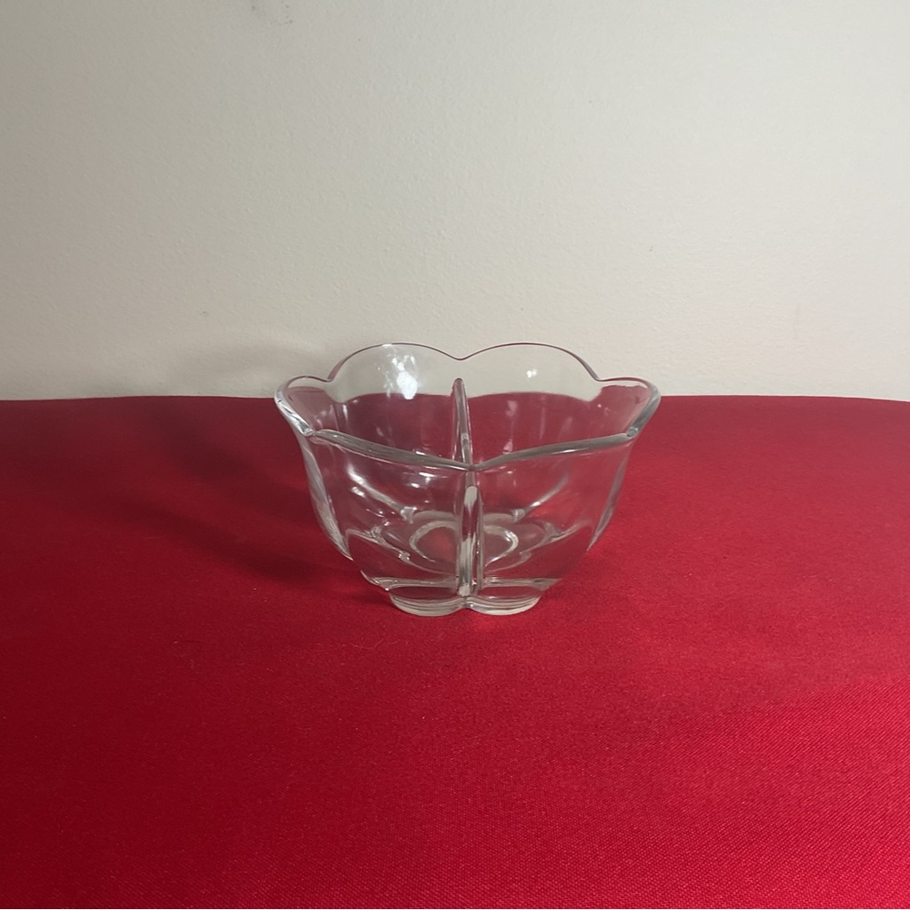 Duncan Miller Canterbury Glass Flower Divided Two Compartment Dressing Bowl